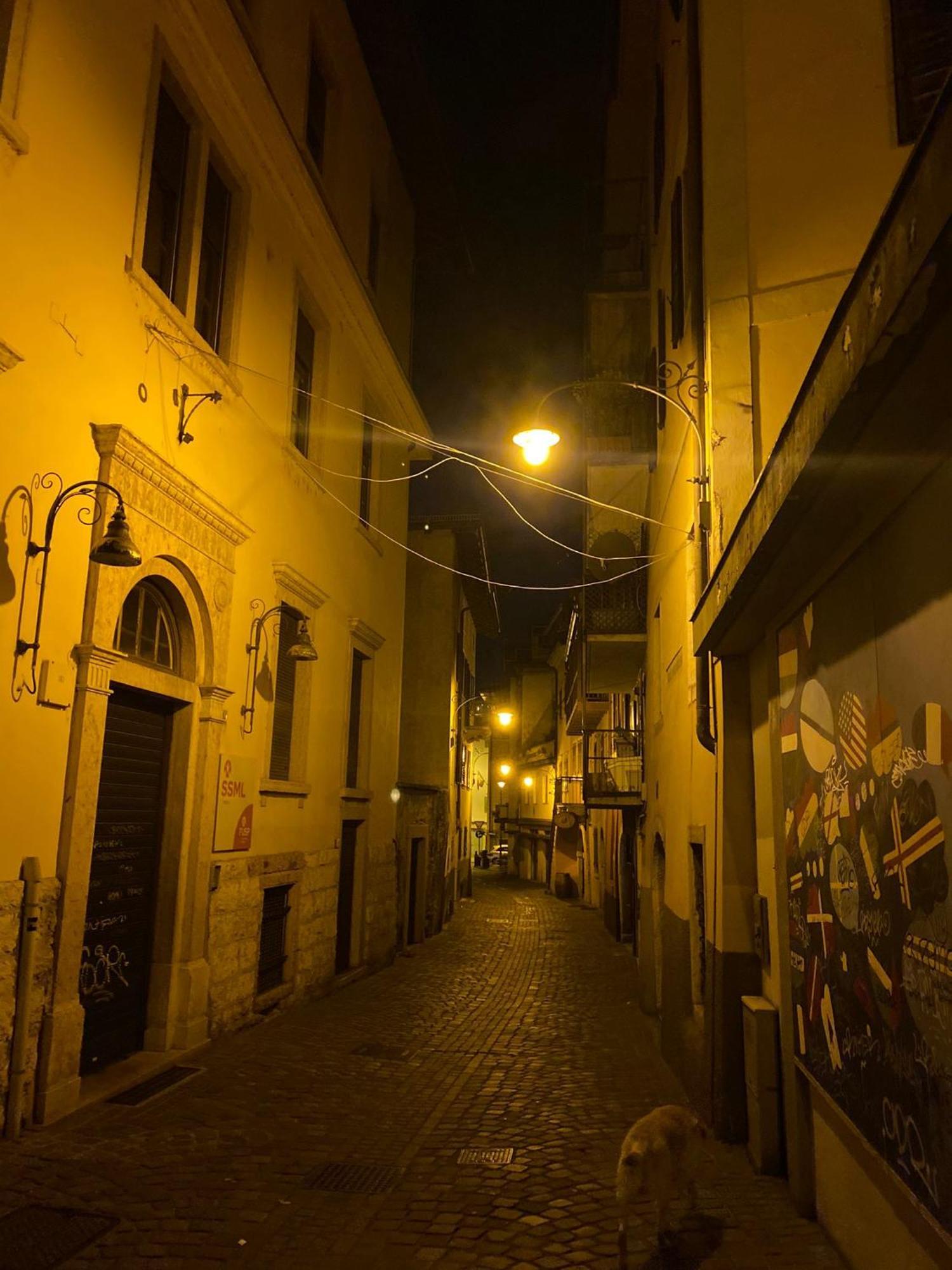 Al Vicolo Bed & Breakfast Trento Bagian luar foto